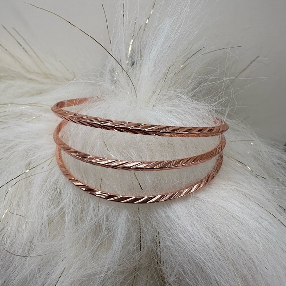 Gold 3 Ring Bracelet - Picture 1 of 1